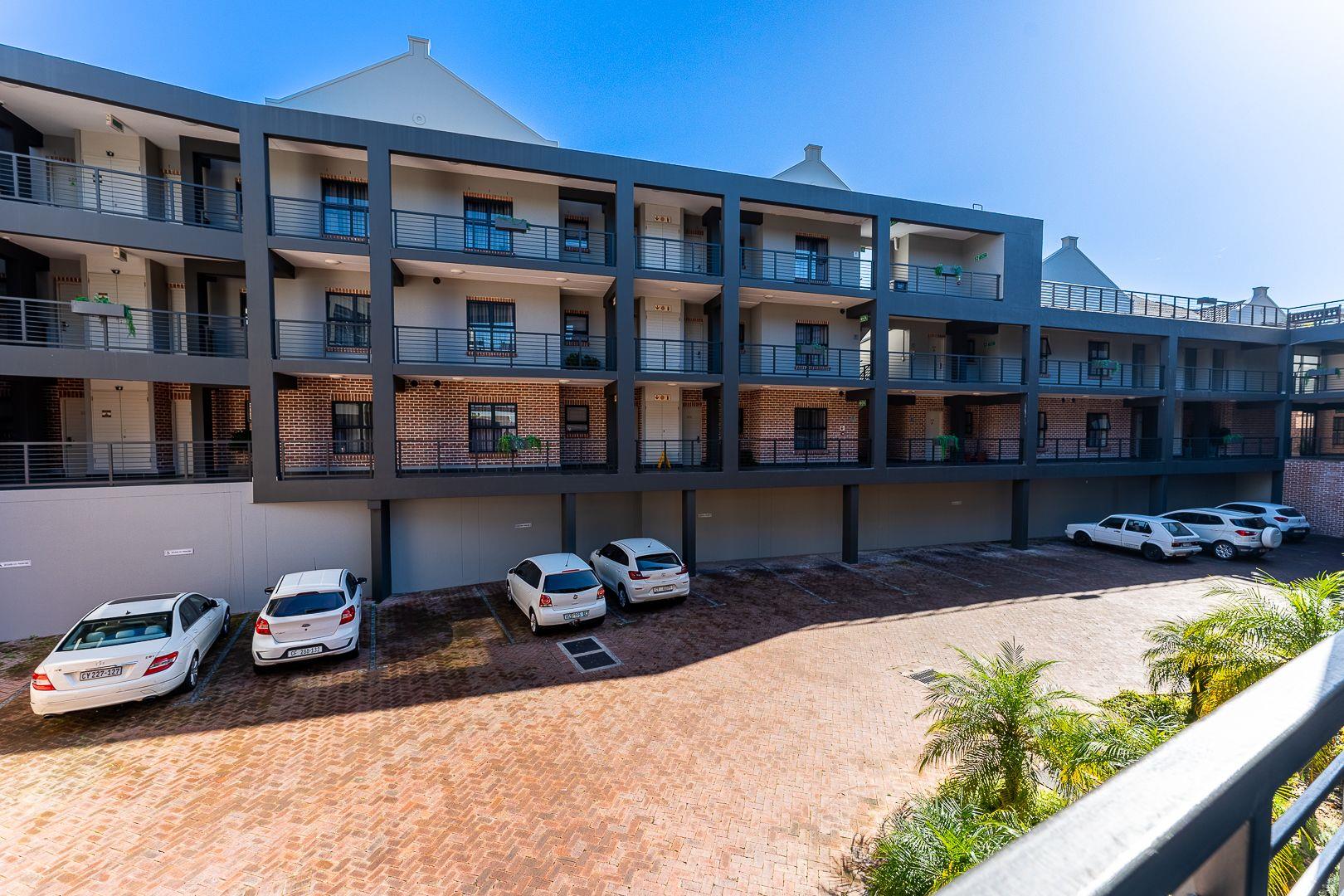 2 Bedroom Apartment / flat for sale in Durbanville Central 24 Koeberg