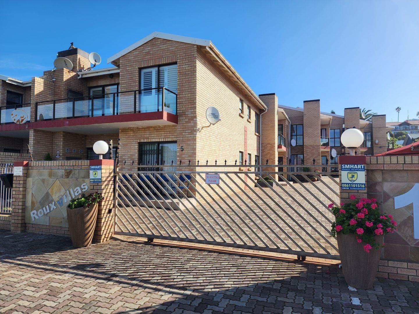 Jeffreys Bay Central Property Property and houses for sale in