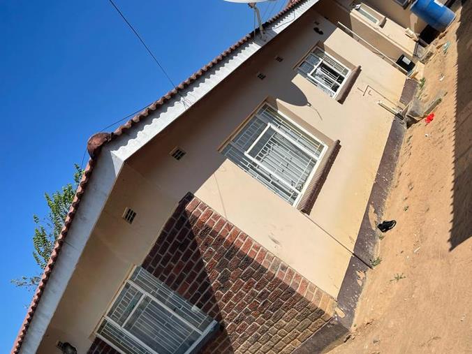 3 Bedroom House for Sale in Zimre Park
