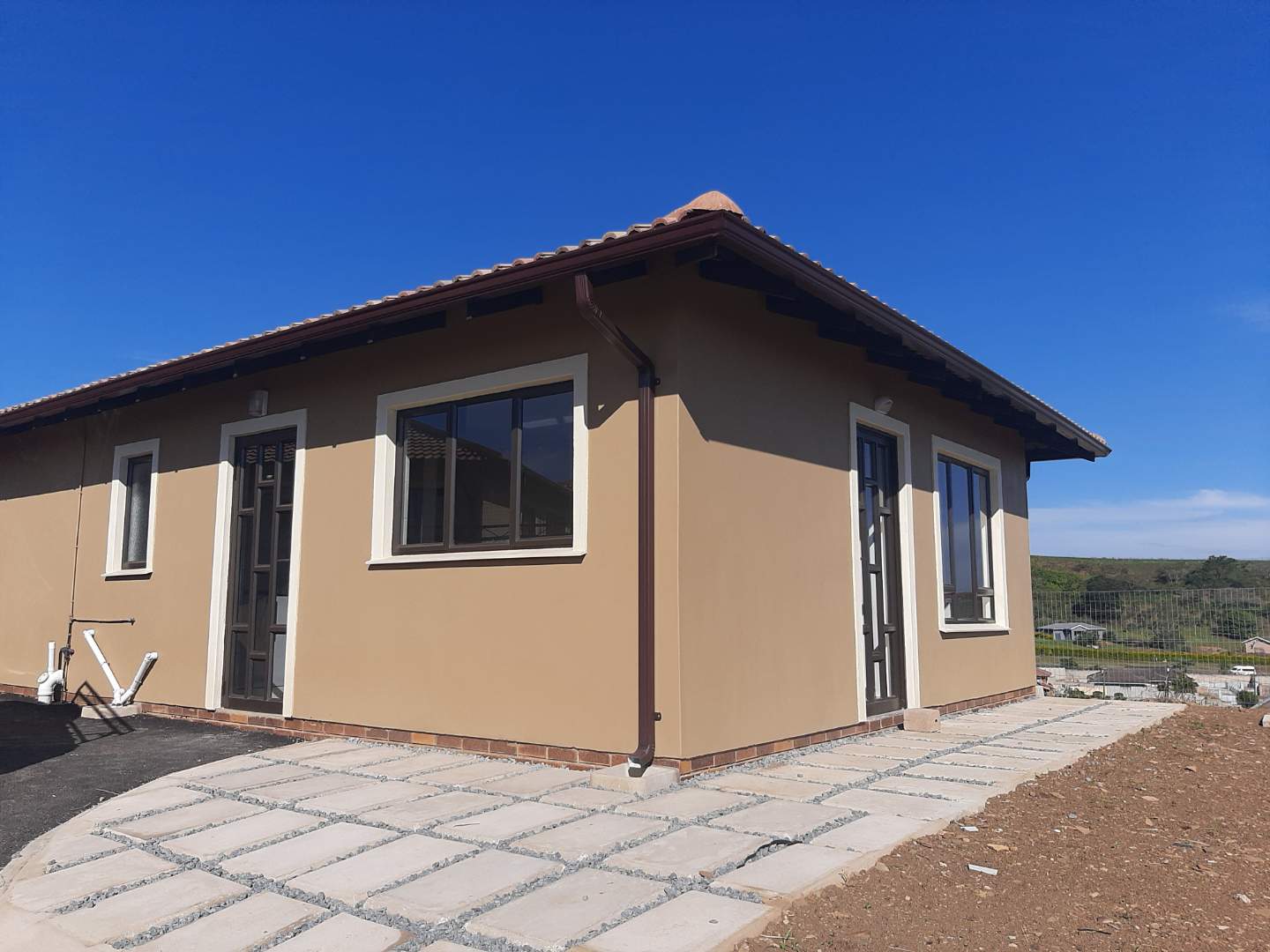 3 Bedroom House for sale in Panorama Gardens 1 Navan Boulevard P24