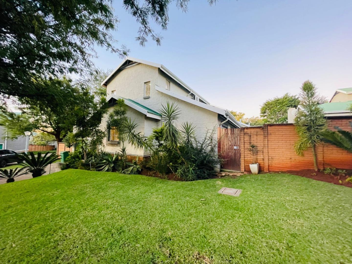 4 Bedroom Townhouse for sale in Olympus AH Thornhill Estate, 12