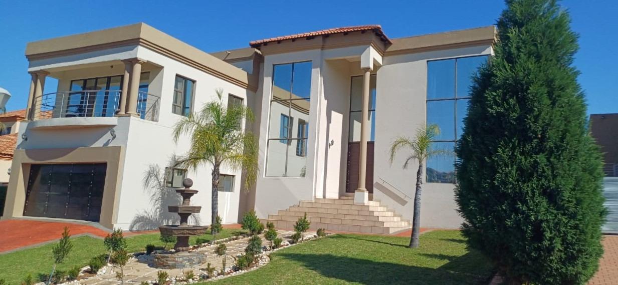 6 Bedroom House for sale in Xanadu Eco Park P24112699605