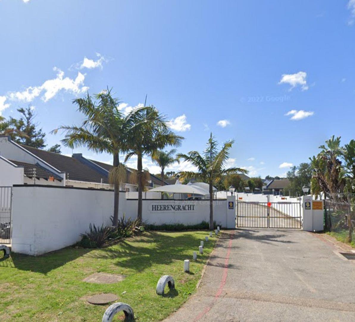 Townhouses for sale in Uitenhage Uitenhage Property