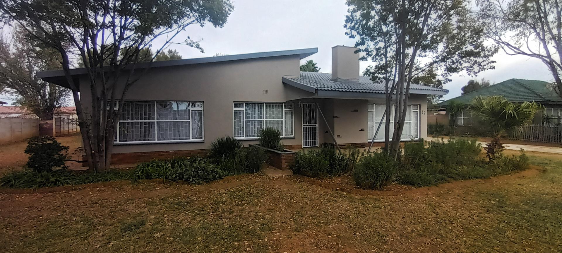 Meiringspark, Klerksdorp Property Property and houses for sale in