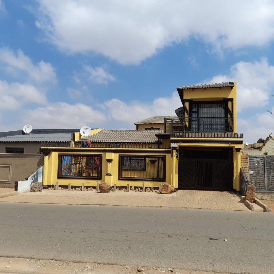 Zola Property Property and houses for sale in Zola