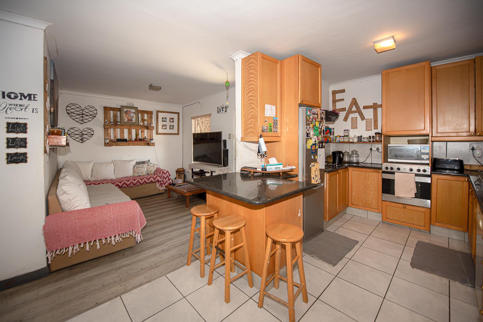 Property and houses for sale in Macassar Macassar Property Page 2