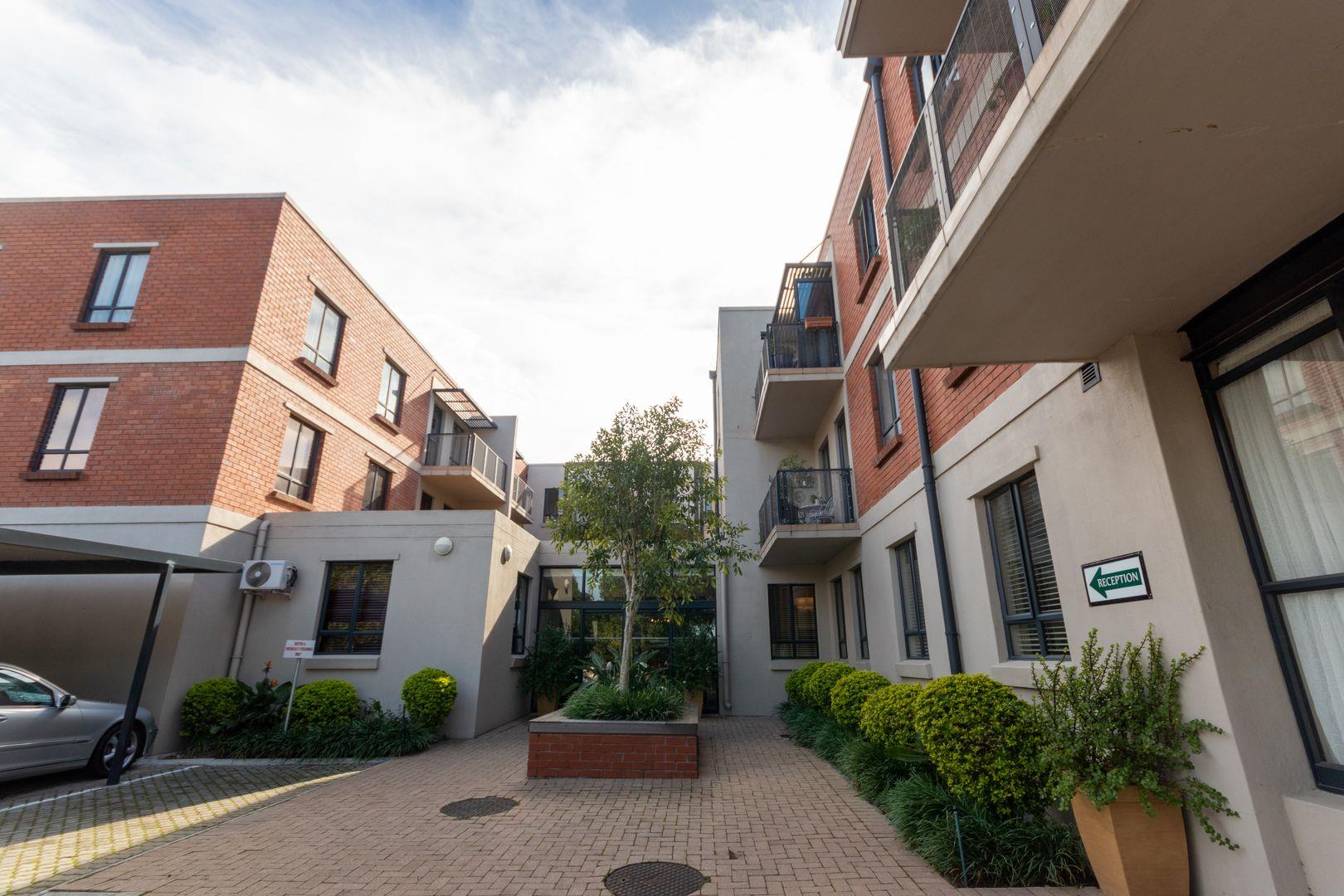 Pinelands, Cape Town Property Apartments / flats for sale in