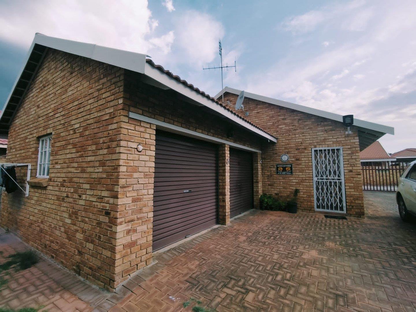 Property for sale in Gauteng Townhouses for sale in Gauteng