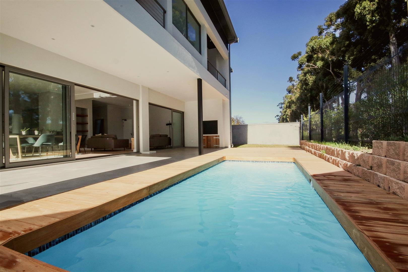 Property and houses for sale in Somerset West Somerset West Property