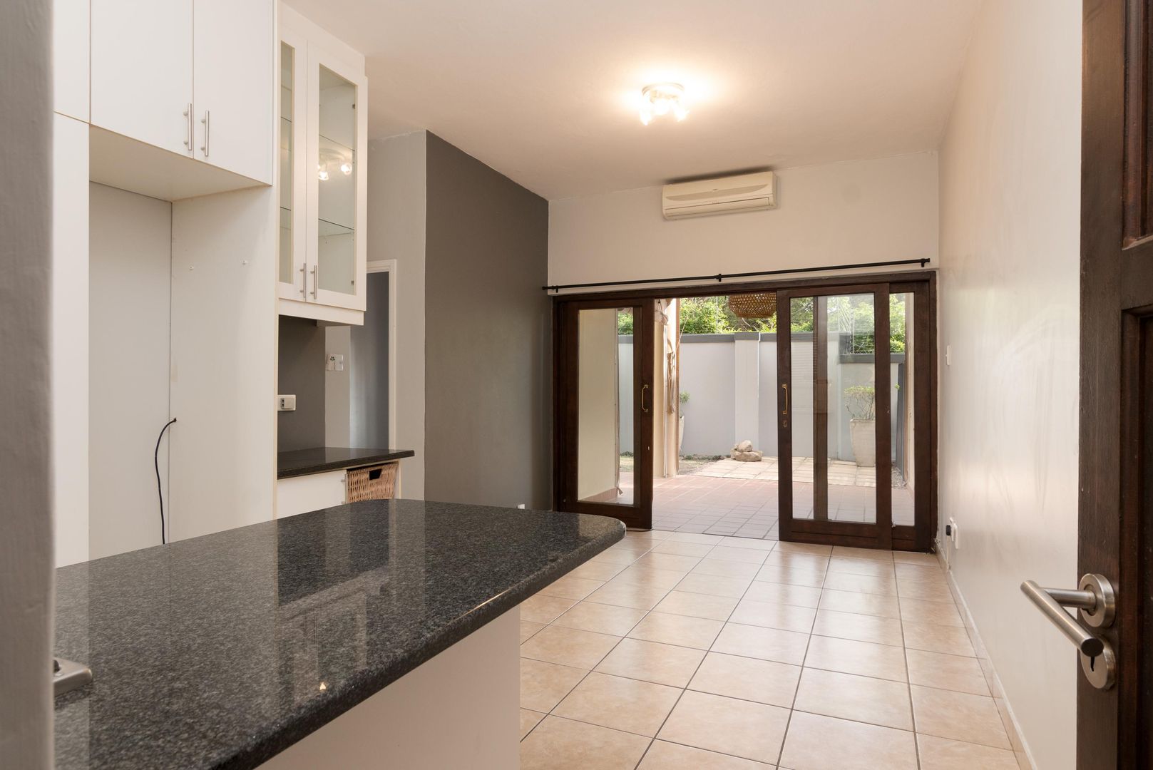 2 Bedroom Apartment / flat for sale in Sheffield Beach 917 Melinda