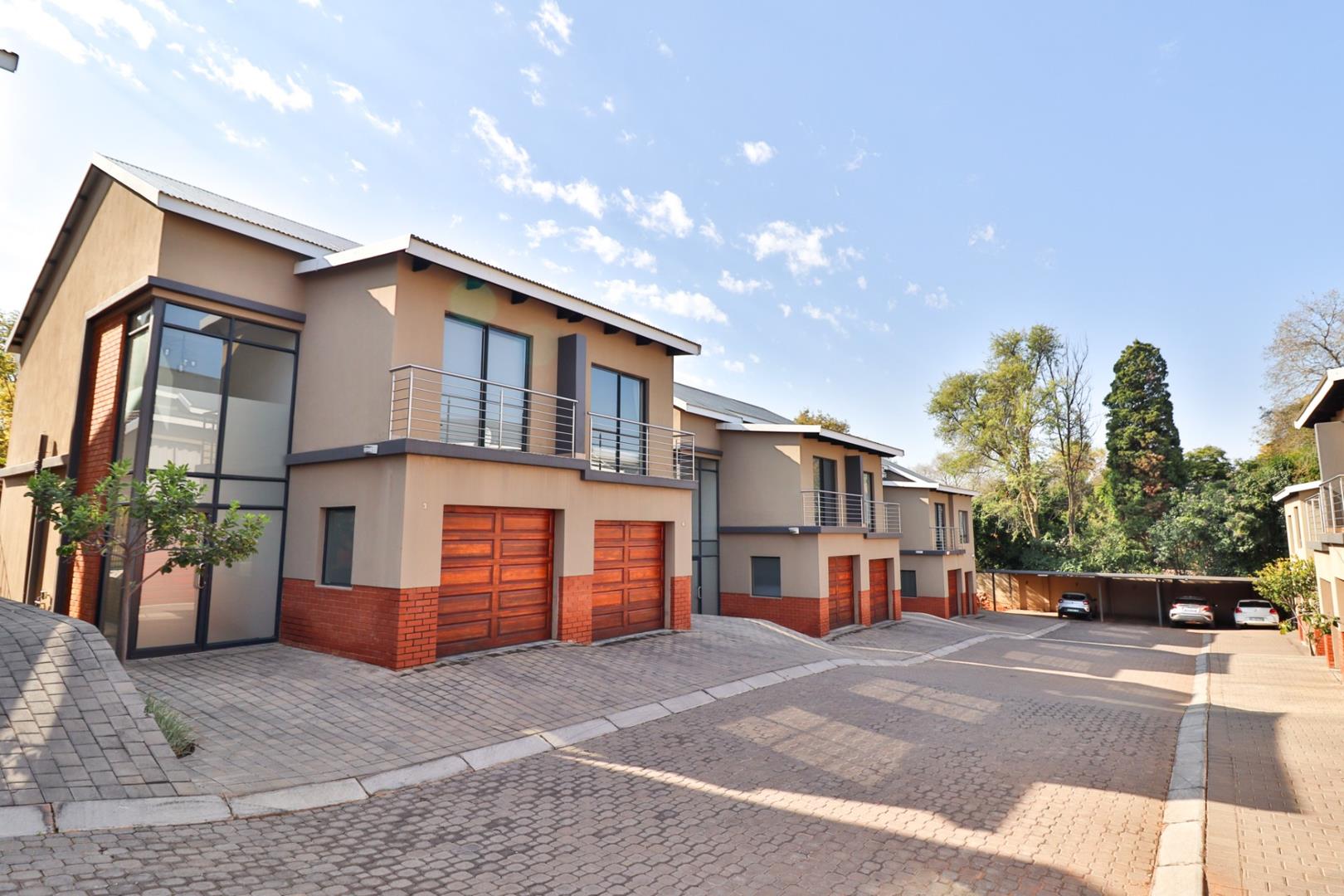 Lynnwood Manor Property Property and houses for sale in Lynnwood