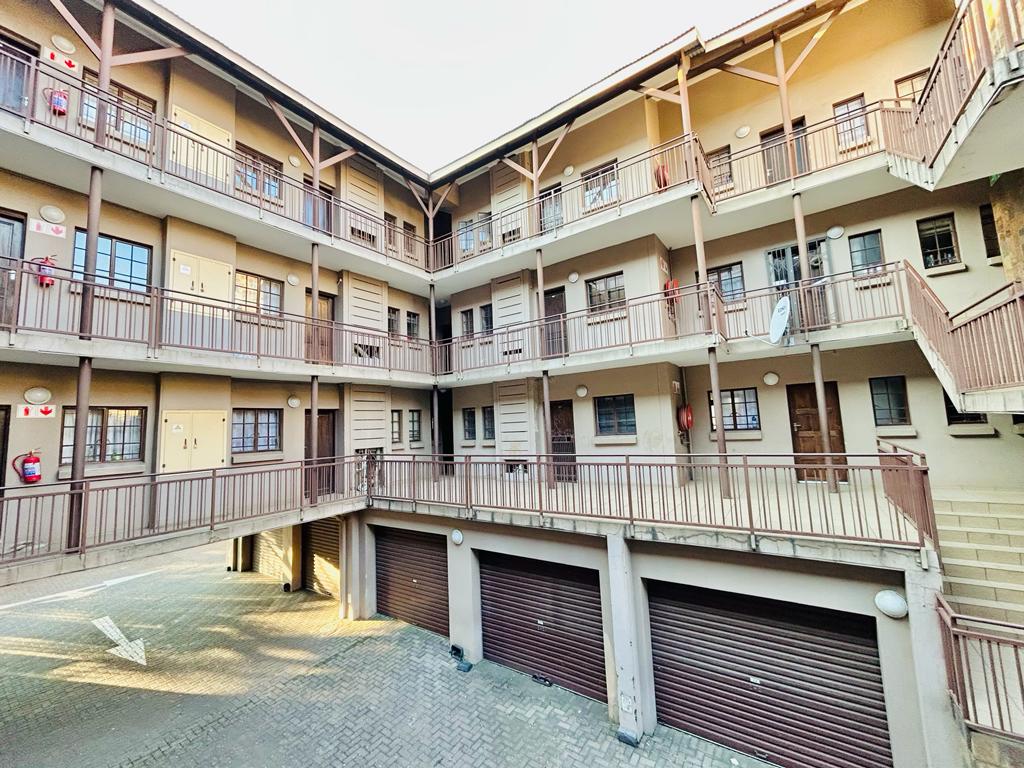 1 Bedroom Apartment / flat for sale in Witbank Ext 3 P24112708326