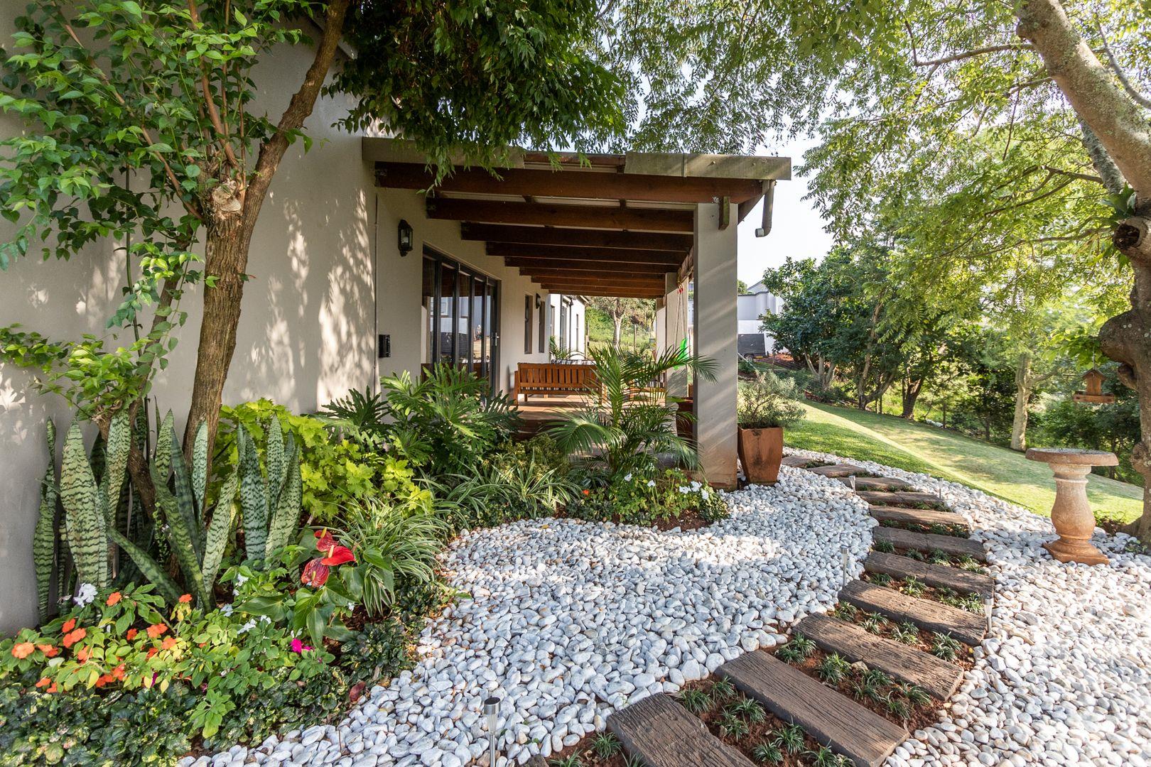 3 Bedroom House for sale in Zini River Estate P24112710053