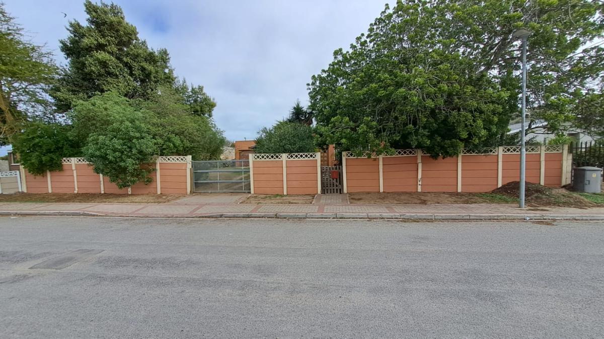 White City, Saldanha Property Property and houses for sale in White