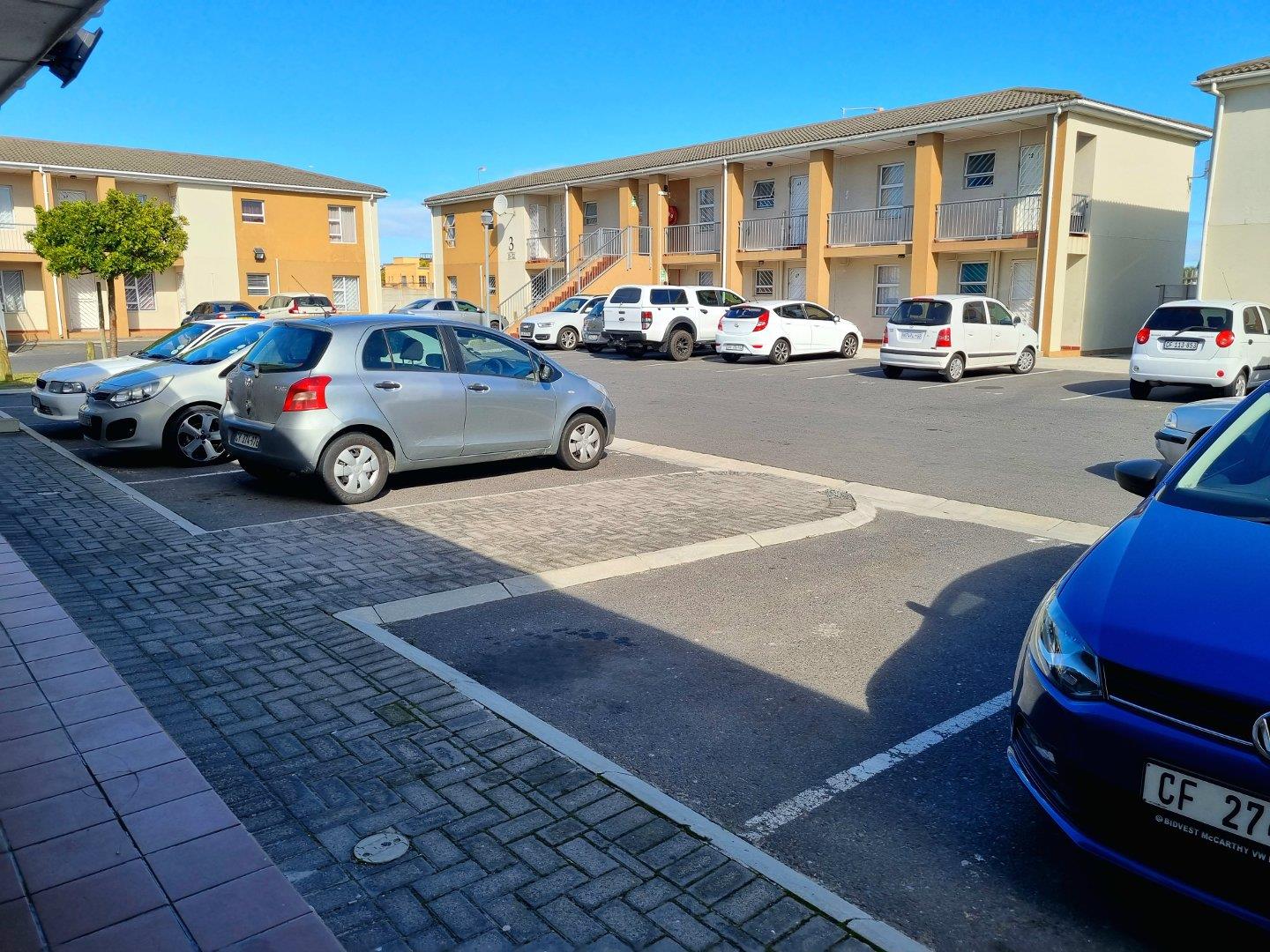 Sunset Glen Property Property and houses for sale in Sunset Glen