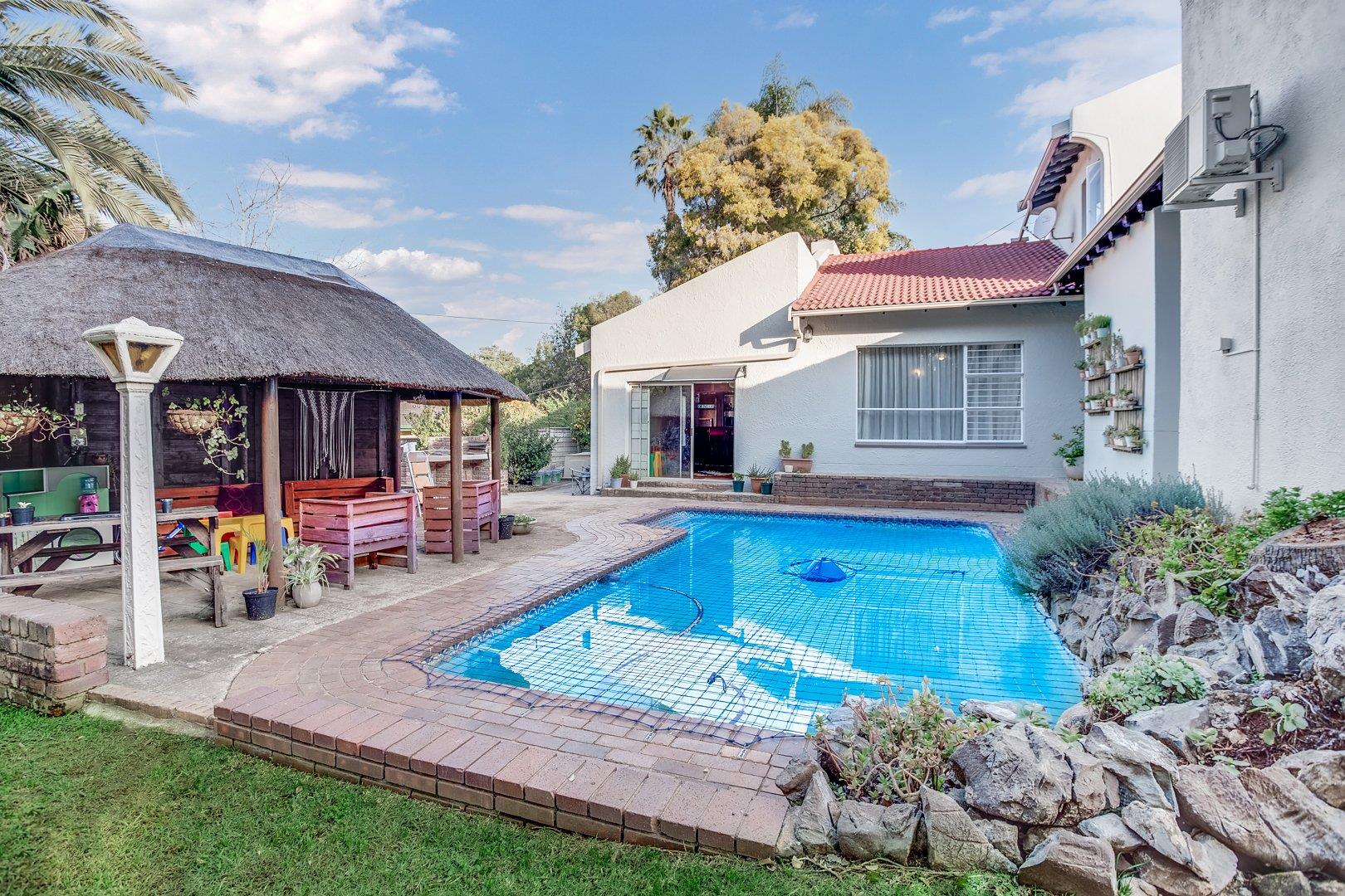Weltevreden Park Property Houses for sale in Weltevreden Park