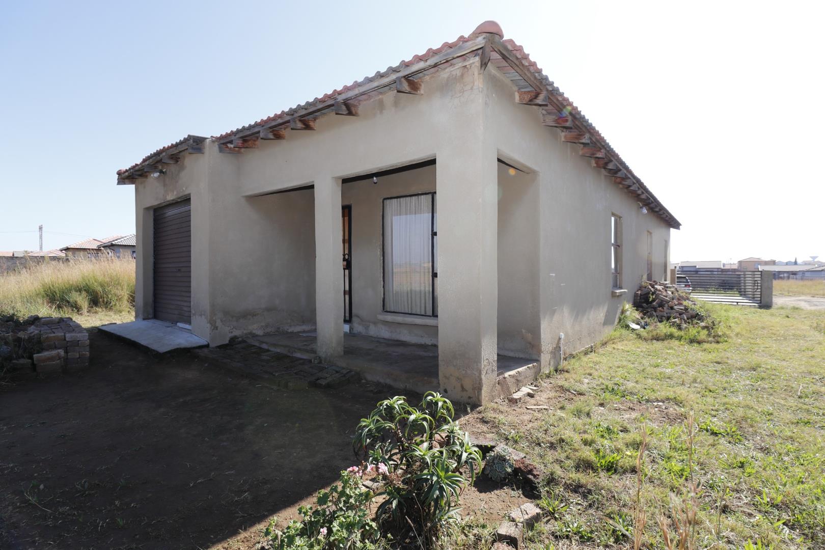 3 Bedroom House for sale in Sharon Park P24112719459