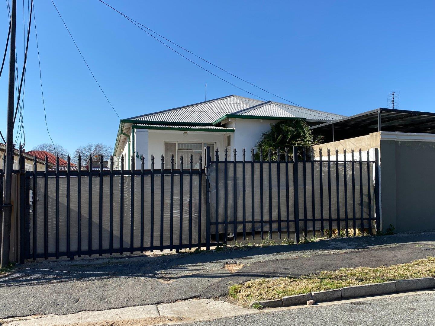 2 Bedroom House for sale in Regents Park 44 Frieda Street P24112719862