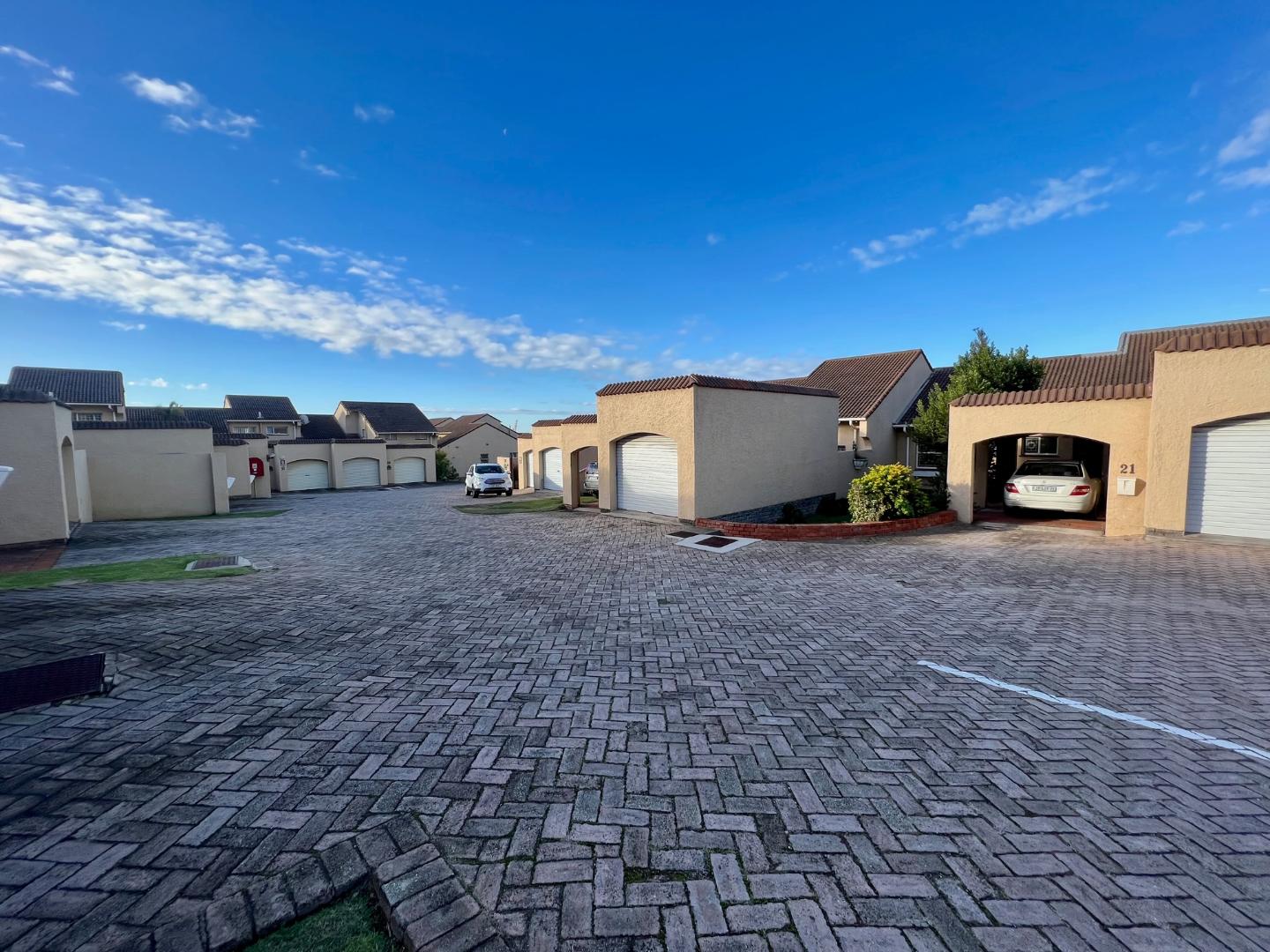 South End, Port Elizabeth Property Property and houses to rent in