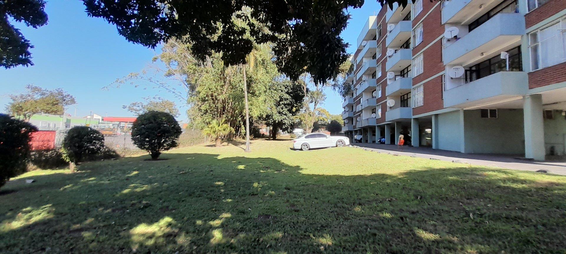 Apartments / flats for sale in Property