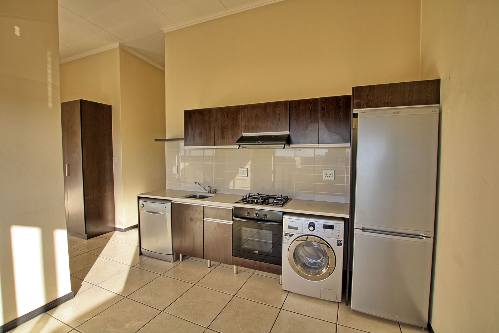 1 Bedroom Apartment / flat for sale in Fourways 90 Ss THE Williams, 1 William Nicole Drive
