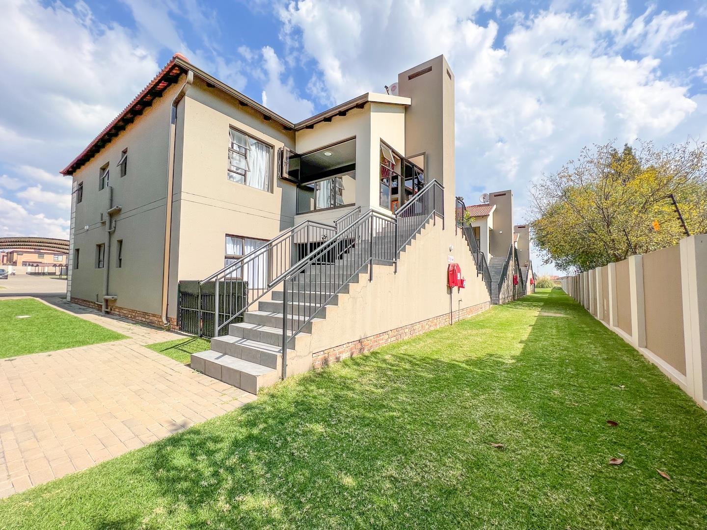 Brentwood Park, Benoni Property Apartments / flats for sale in