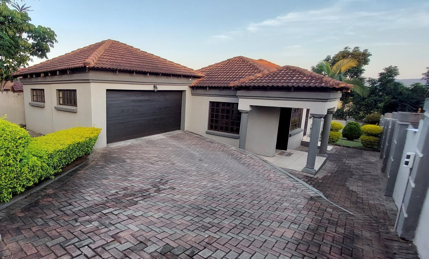 Stonehenge Property Property and houses for sale in Stonehenge