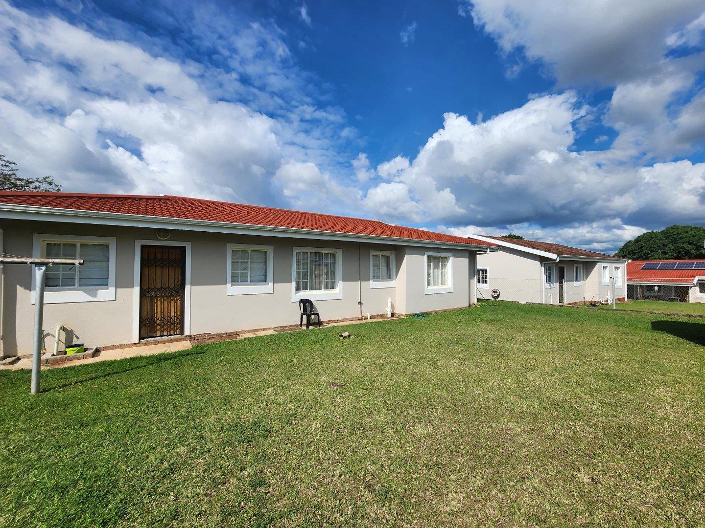 Lincoln Meade Property Townhouses to rent in Lincoln Meade