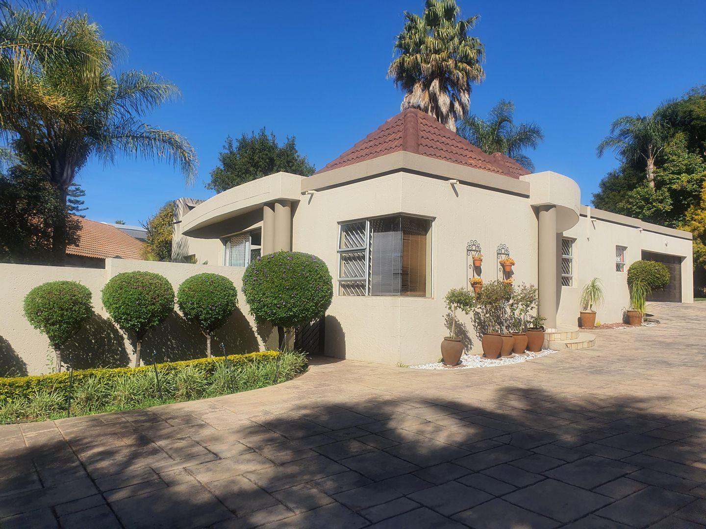 3 Bedroom House for sale in Eldo Glen P24112727512