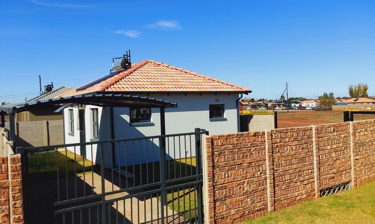 Lenasia Ext 1 Property Property and houses for sale in Lenasia Ext 1