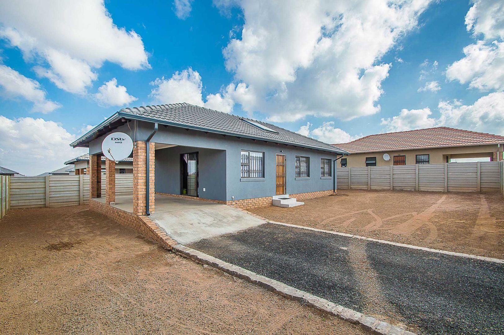 Azaadville Gardens Property Property and houses for sale in Azaadville Gardens