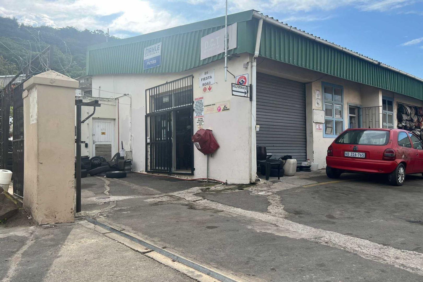 Commercial property for sale in Chatsworth Central P24112734142