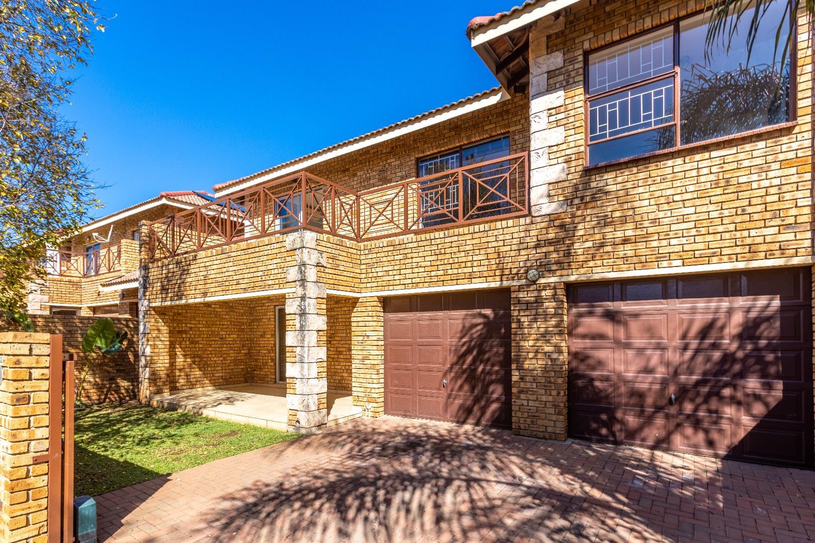 Willowbrook Property Townhouses for sale in Willowbrook Property24