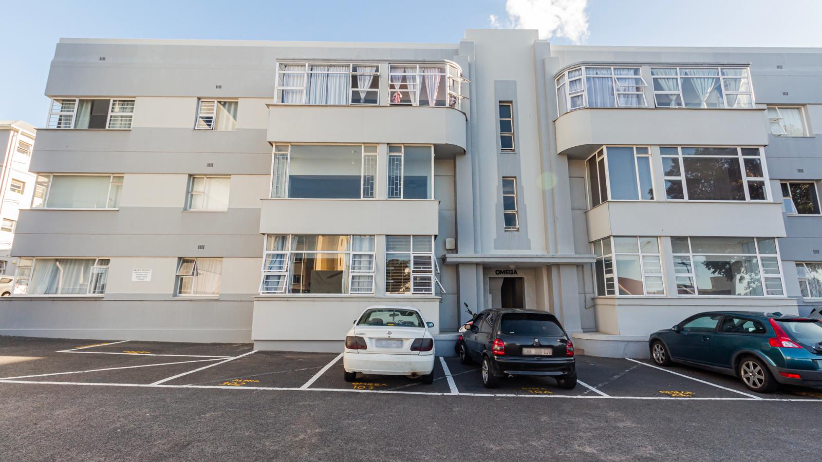 2 Bedroom Apartment / flat for sale in Zonnebloem P24114067161