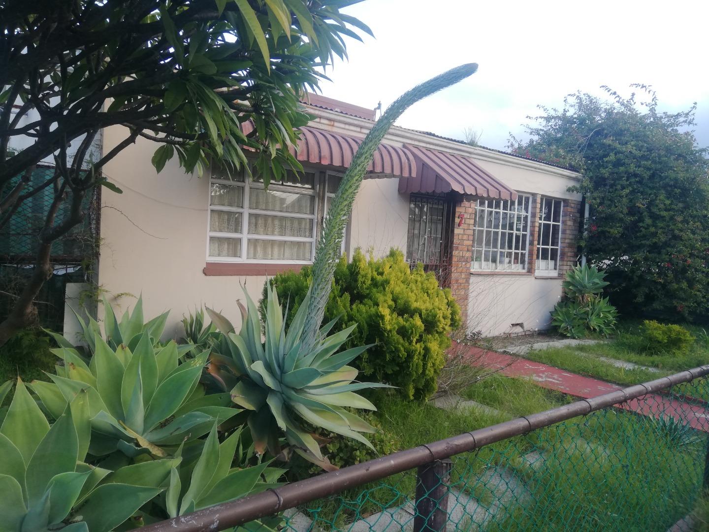 Cape Flats Property House for sale in Cape Flats
