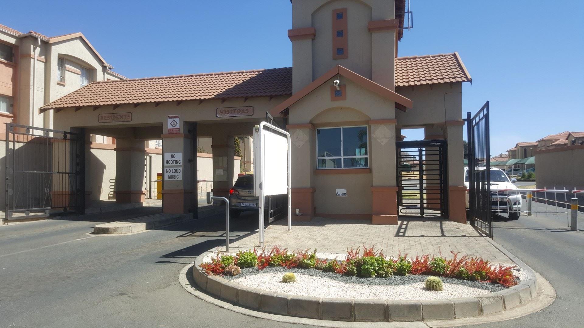 Ormonde View Property Townhouses to rent in Ormonde View