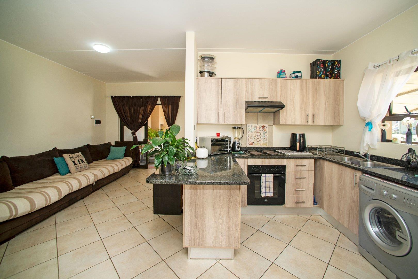 2 Bedroom Apartment / flat for sale in Brentwood Park P24112741759