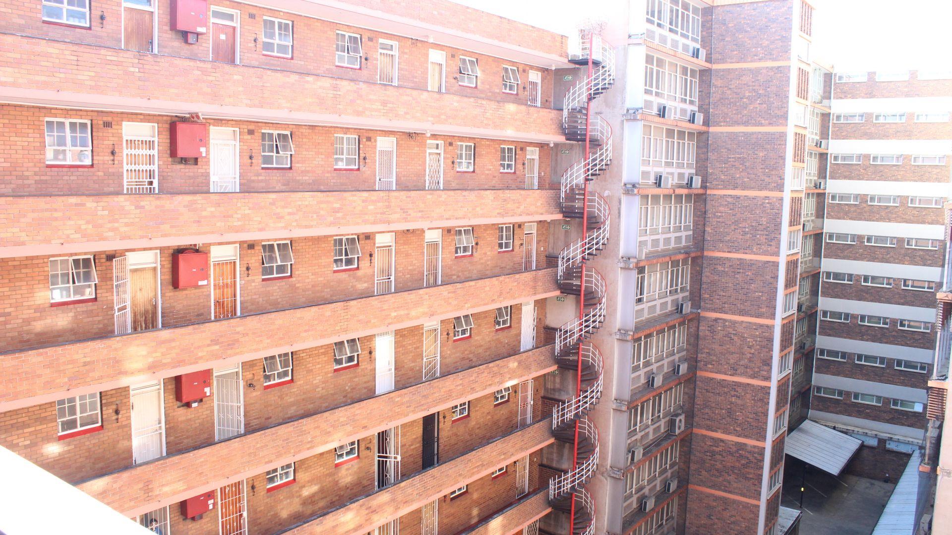 0.5 Bedroom Apartment / flat for sale in Pretoria Central P24112742696