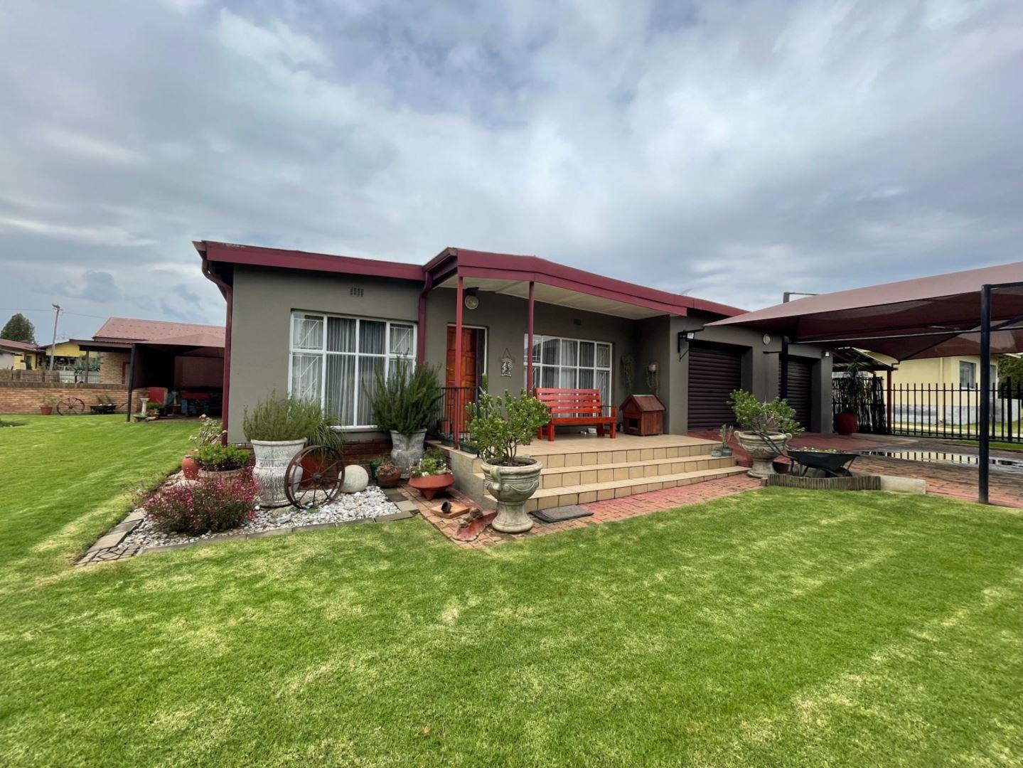 3 Bedroom House for sale in Belfast 5 Dahlia Street P24112742866