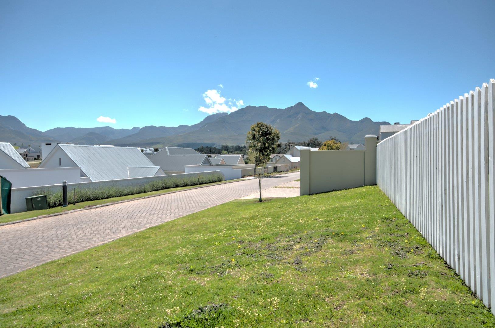 4 Bedroom House to rent in Kingswood Golf Estate P24112743841