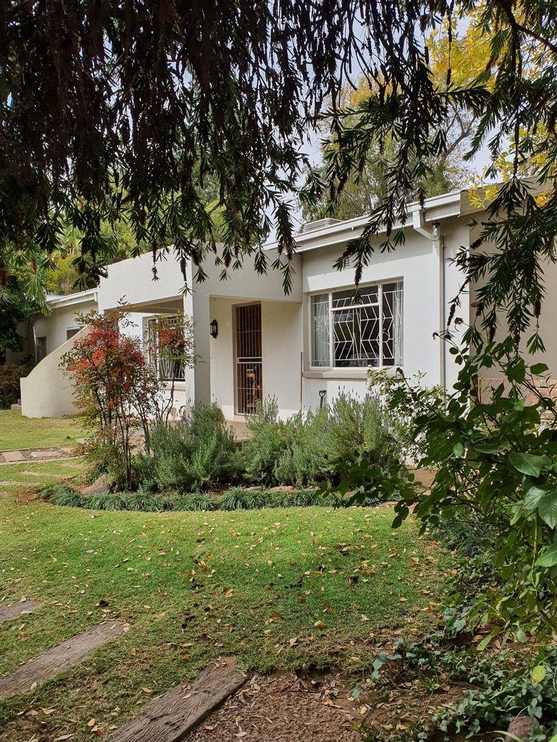 4 Bedroom House for sale in Douglas P24112745688