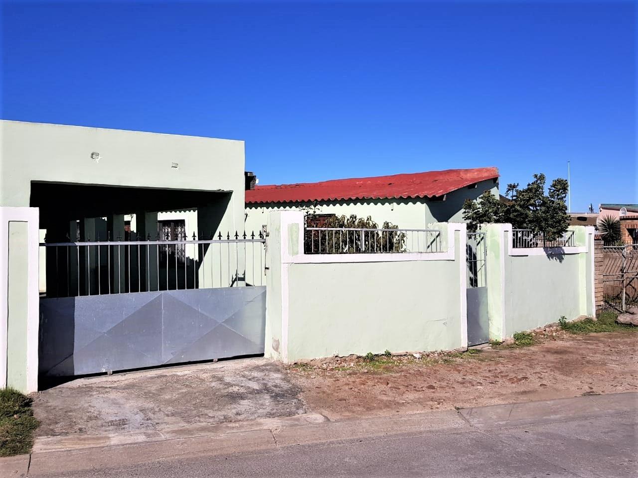 New Brighton, Port Elizabeth Property Houses for sale in New Brighton