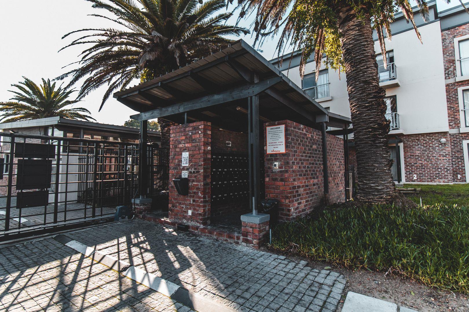 Brooklyn, Milnerton Property Apartments / flats for sale in Brooklyn