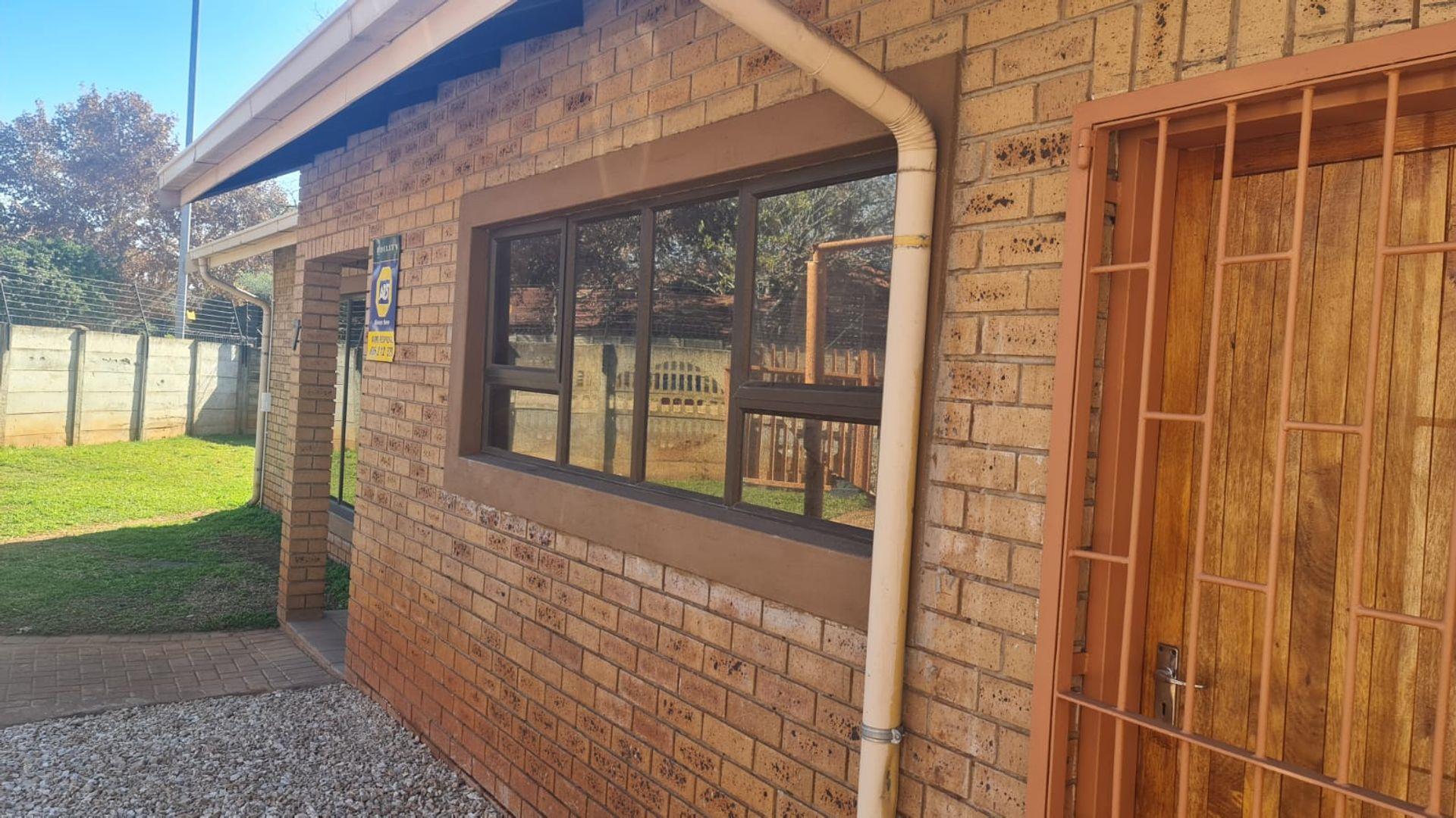 Rustenburg Central Property Property and houses to rent in Rustenburg