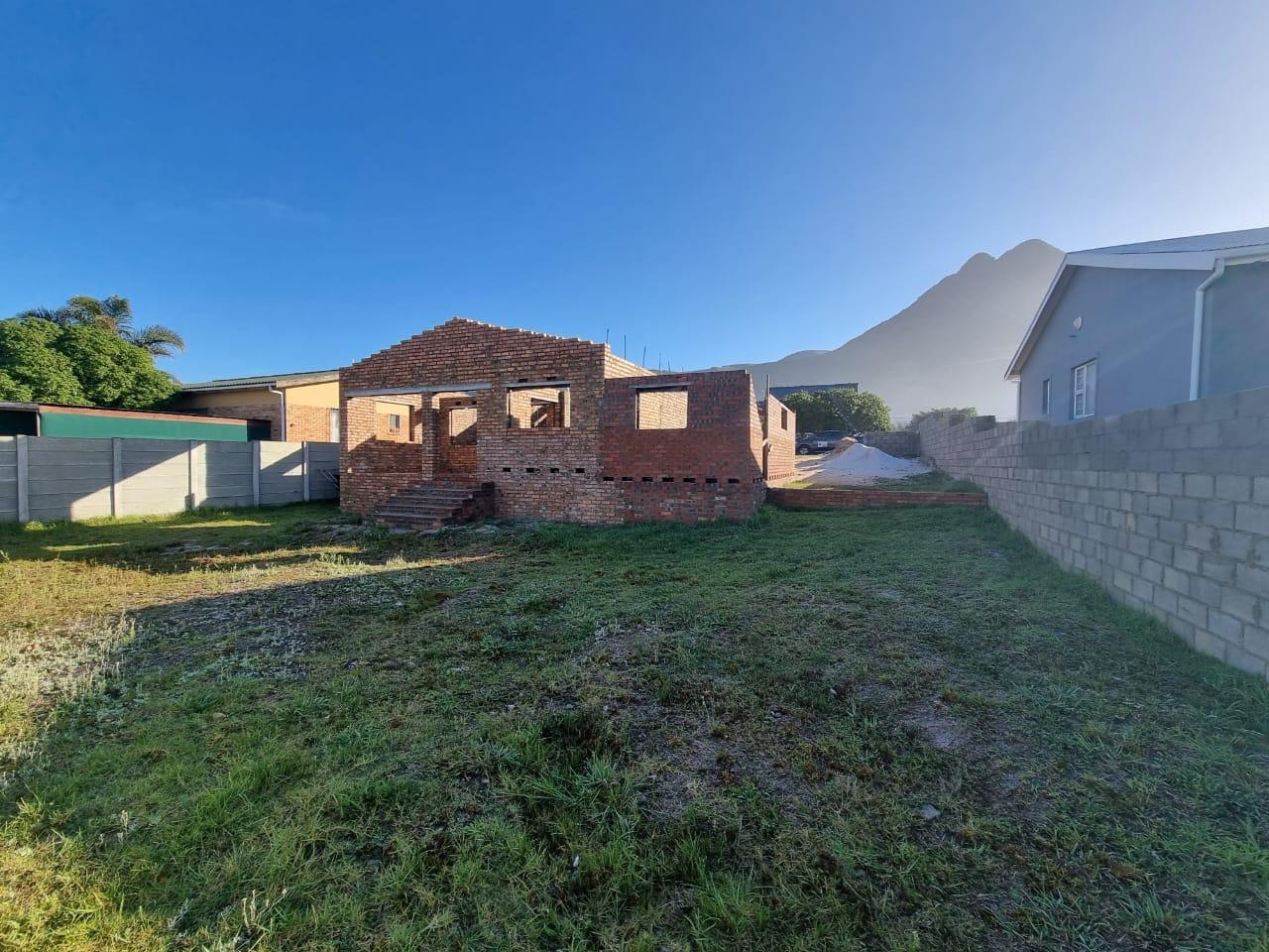 Kleinmond Central Property Houses for sale in Kleinmond Central