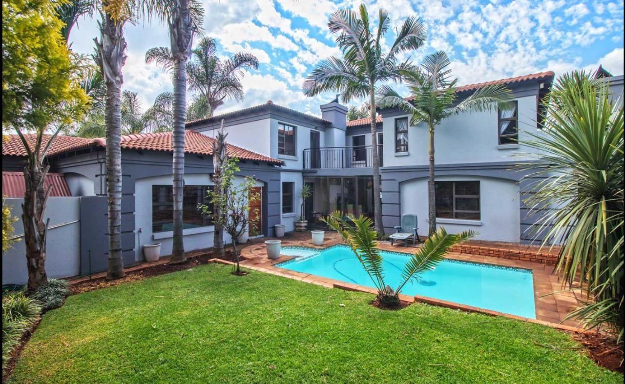 Woodhill Golf Estate Property Property and houses for sale in