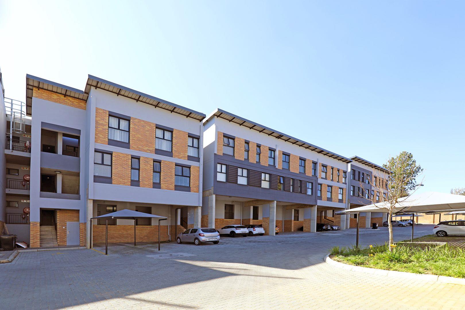 2 Bedroom Apartment / flat for sale in Ferndale 74 Saintsbury Corner