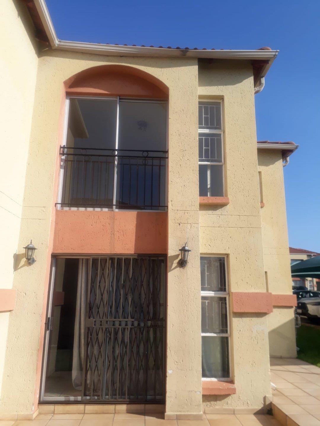 Ormonde Property Townhouses to rent in Ormonde Page 2