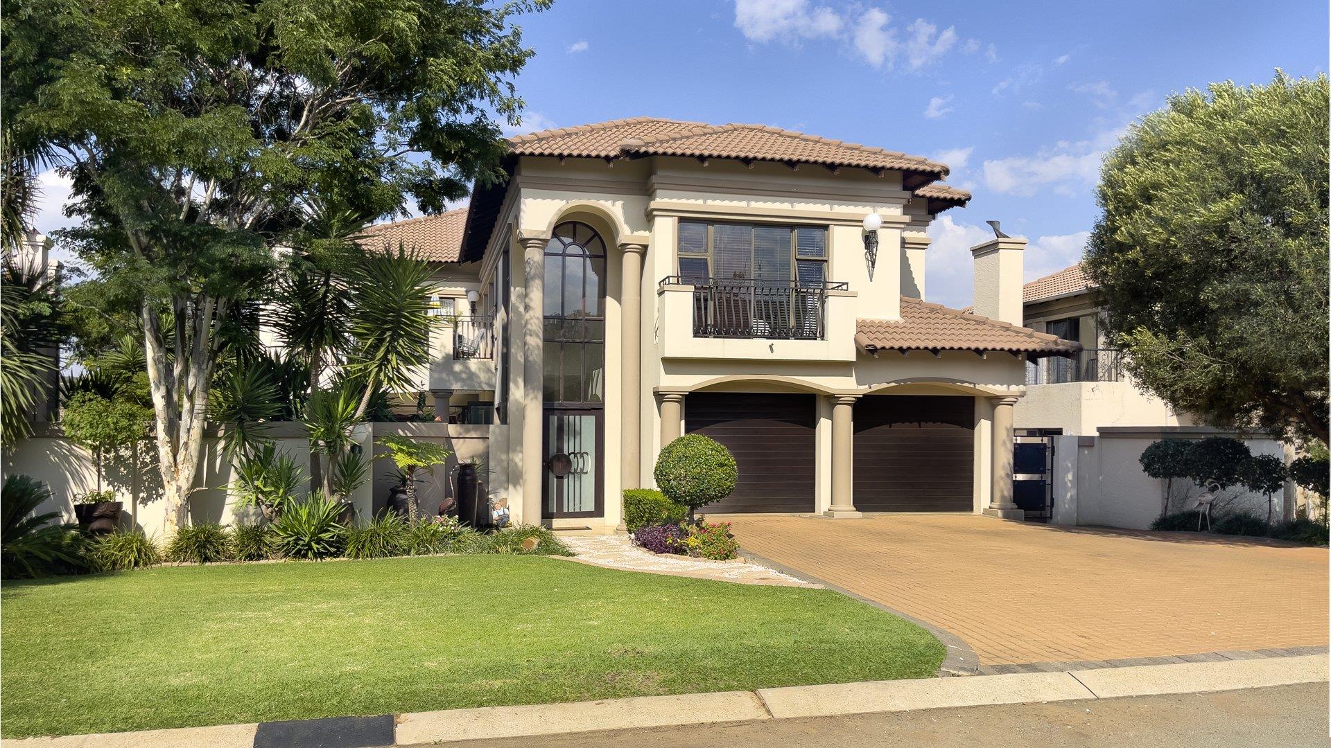 4 Bedroom House for sale in Aspen Hills Nature Estate P24112762668