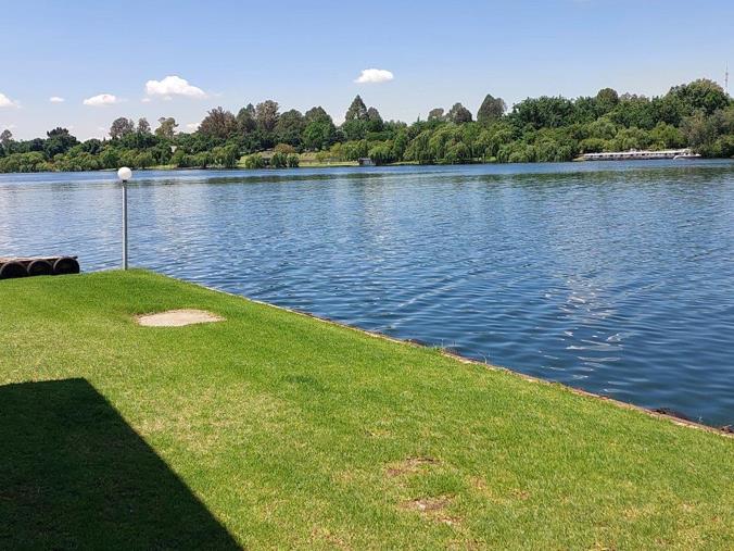 Farm for Sale in Marlbank